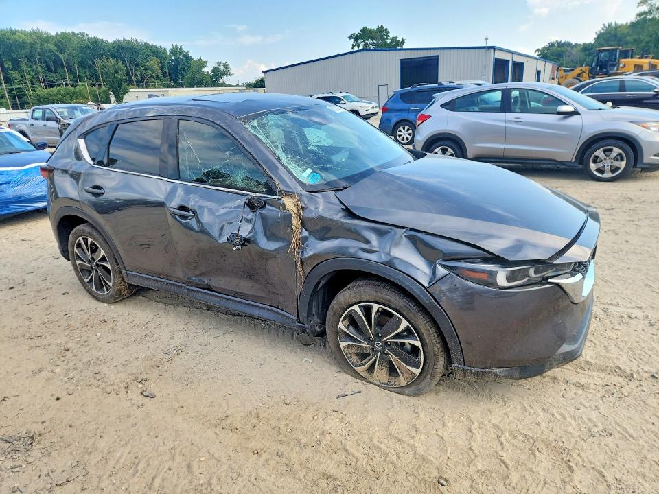 Снимка 4 от търг – 2022 MAZDA CX-5 с VIN JM3KFBEM6N1630676