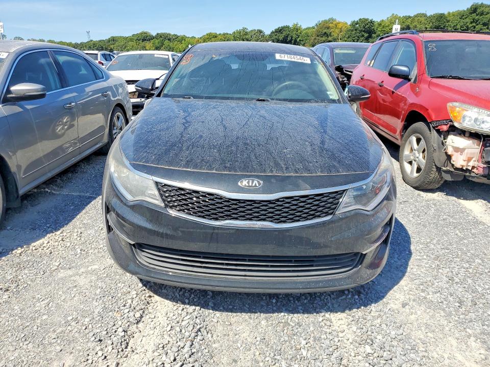Photo 5 from auction – 2017 KIA OPTIMA with VIN 5XXGT4L32HG141522