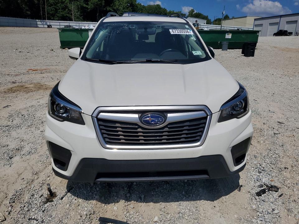 Photo 5 from auction – 2019 SUBARU FORESTER with VIN JF2SKAEC6KH520804