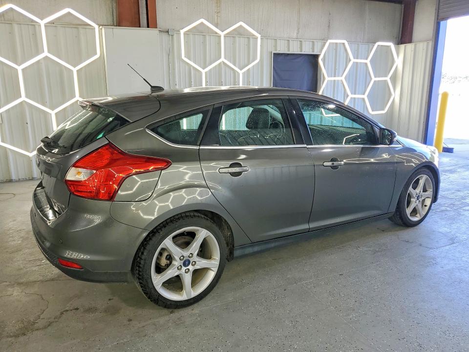 Photo 3 from auction – 2012 FORD FOCUS with VIN 1FAHP3N24CL327469