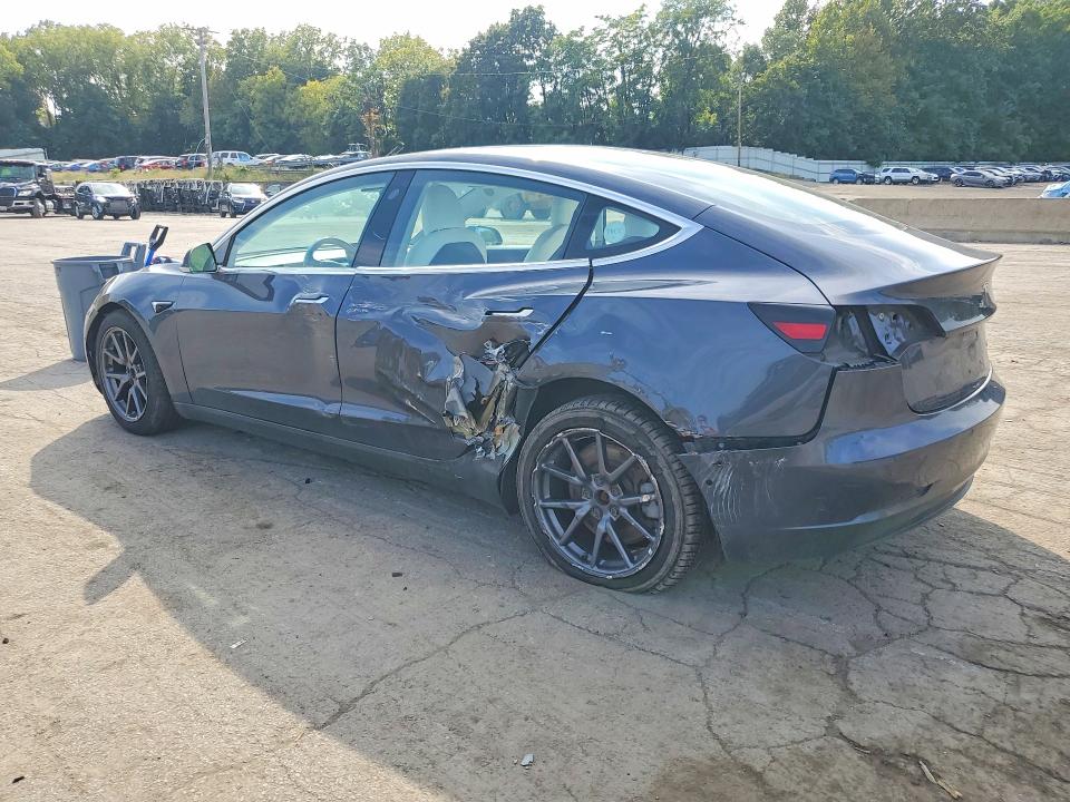 Photo 2 from auction – 2018 TESLA MODEL 3 with VIN 5YJ3E1EB7JF100498