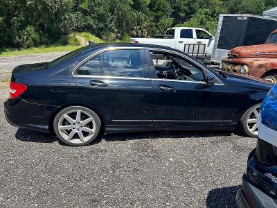Photo 6 from auction – 2013 MERCEDES-BENZ C with VIN WDDGF8ABXDR259999
