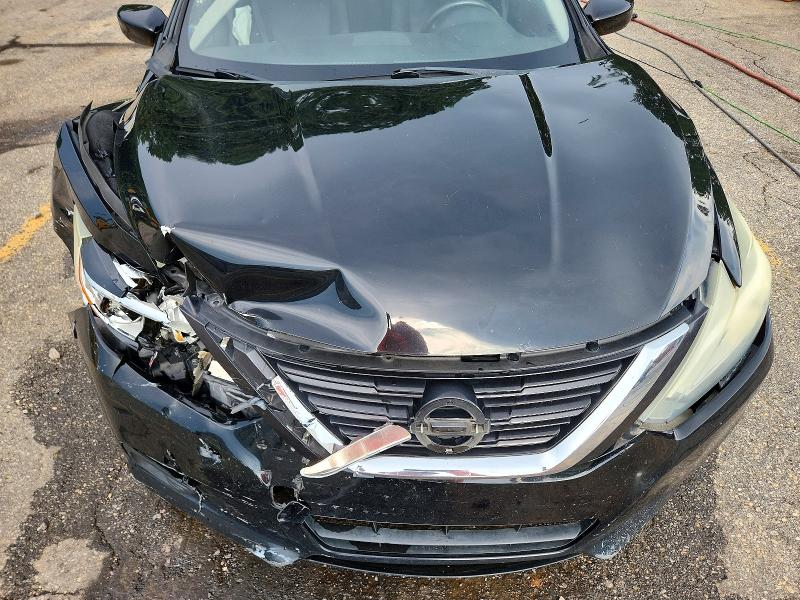 Photo 11 from auction – 2017 NISSAN ALTIMA with VIN 1N4AL3AP1HC272498