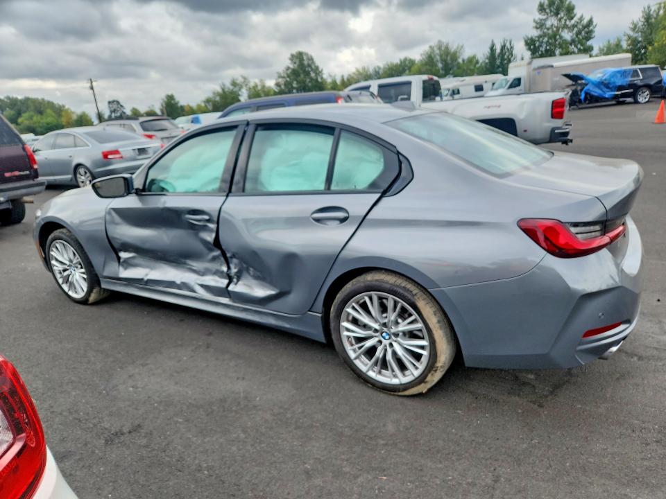 Photo 2 from auction – 2023 BMW 330XI with VIN 3MW89FF04P8D78242
