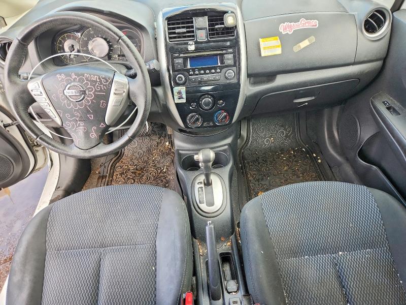 Photo 8 from auction – 2015 NISSAN VERSA NOTE with VIN 3N1CE2CP2FL425981