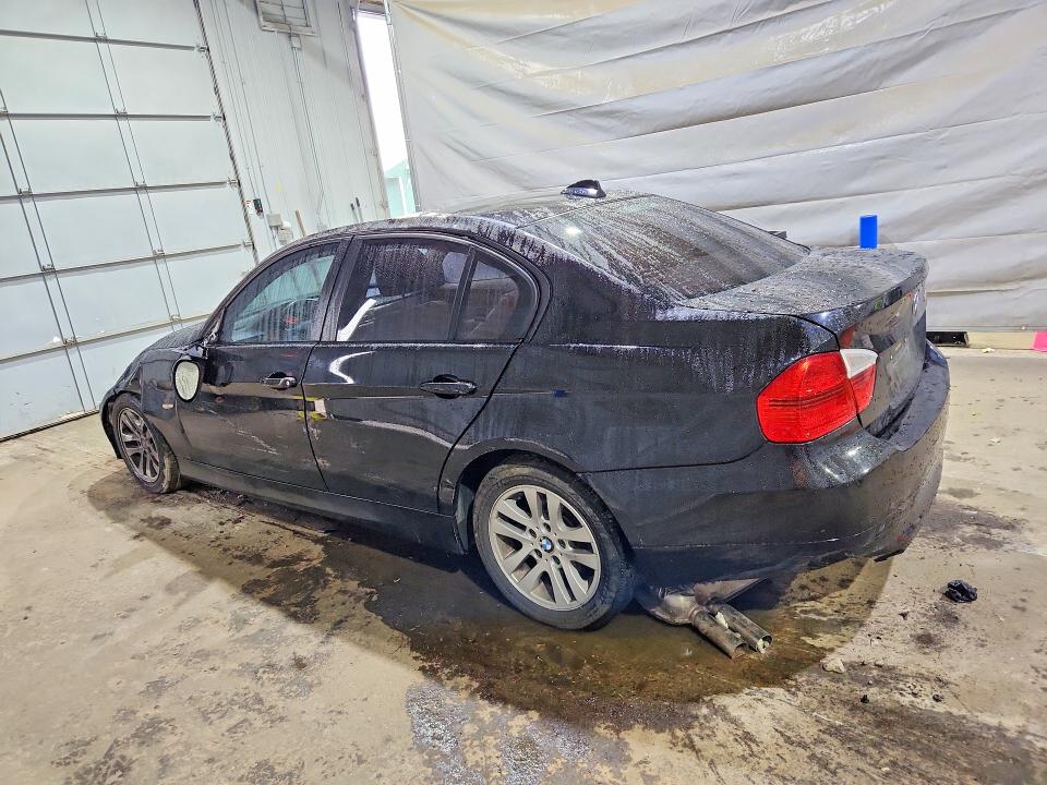 Photo 2 from auction – 2007 BMW 328 with VIN WBAVA37597NL17436