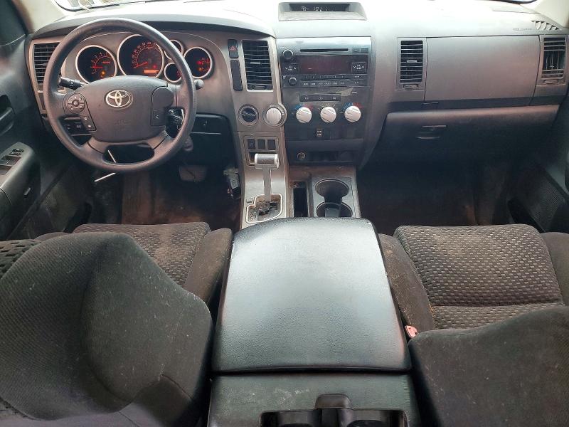 Снимка 8 от търг – 2010 TOYOTA TUNDRA с VIN 5TFUY5F1XAX124227