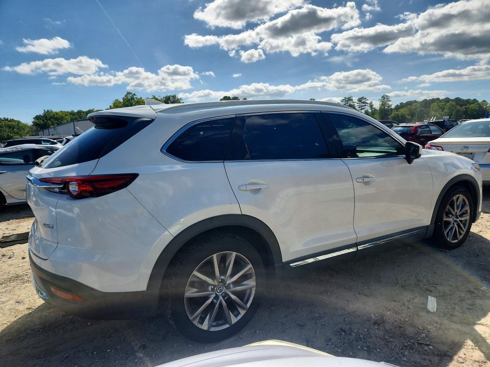 Photo 3 from auction – 2018 MAZDA CX-9 with VIN JM3TCBEY4J0209653