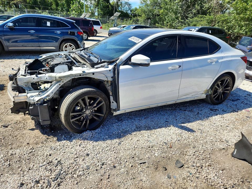 ACURA TLX 2020 с VIN 19UUB1F61LA012347 - Снимка от търг