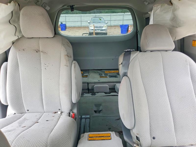 Photo 10 from auction – 2012 TOYOTA SIENNA with VIN 5TDKK3DC0CS184589