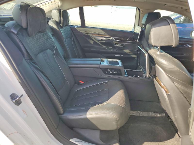 صورة رقم 10 من المزاد - 2016 BMW 750 مع VIN WBA7F2C5XGG416779