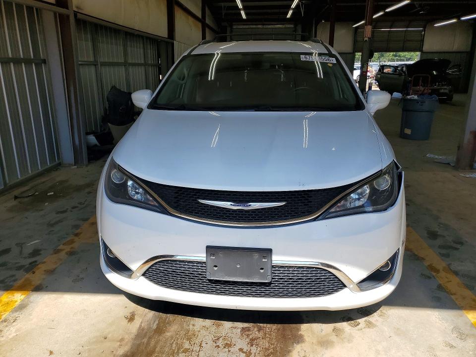 Photo 5 from auction – 2020 CHRYSLER PACIFICA with VIN 2C4RC1BG1LR114985