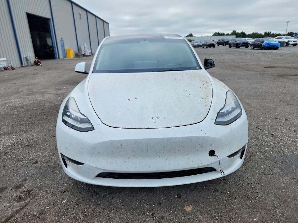 Снимка 5 от търг – 2022 TESLA MODEL Y с VIN 7SAYGDEE3NA020164