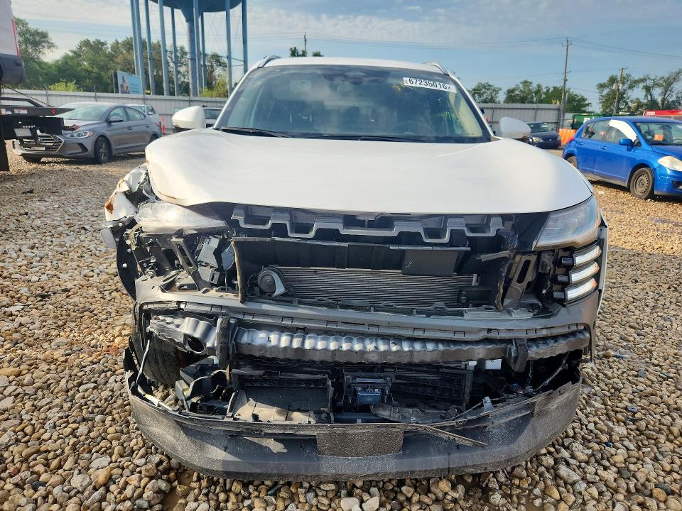 Photo 5 from auction – 2025 NISSAN KICKS with VIN 3N8AP6DA9SL326363