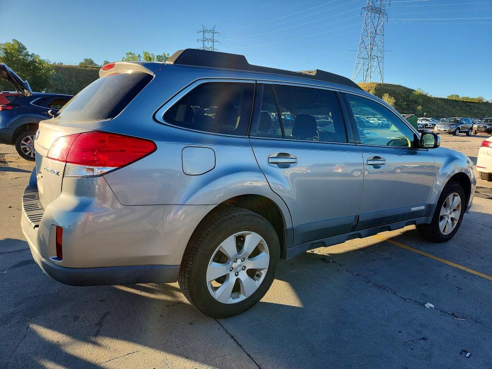 Photo 3 from auction – 2010 SUBARU OUTBACK with VIN 4S4BRCCC0A3354859