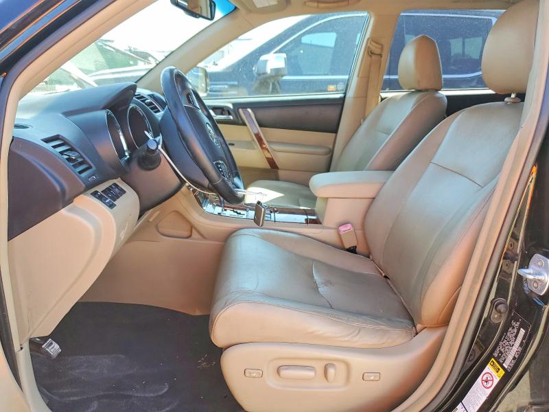 Photo 7 from auction – 2011 TOYOTA HIGHLANDER with VIN JTEDC3EHXB2002995