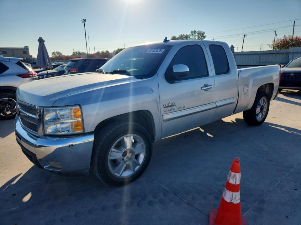 CHEVROLET SILVERADO 2012 with VIN 1GCRCSE0XCZ201844 - Photo from auction