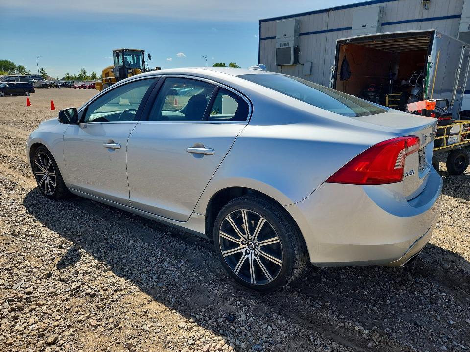 صورة رقم 2 من المزاد - 2014 VOLVO S60 مع VIN YV1902FH6E1285847