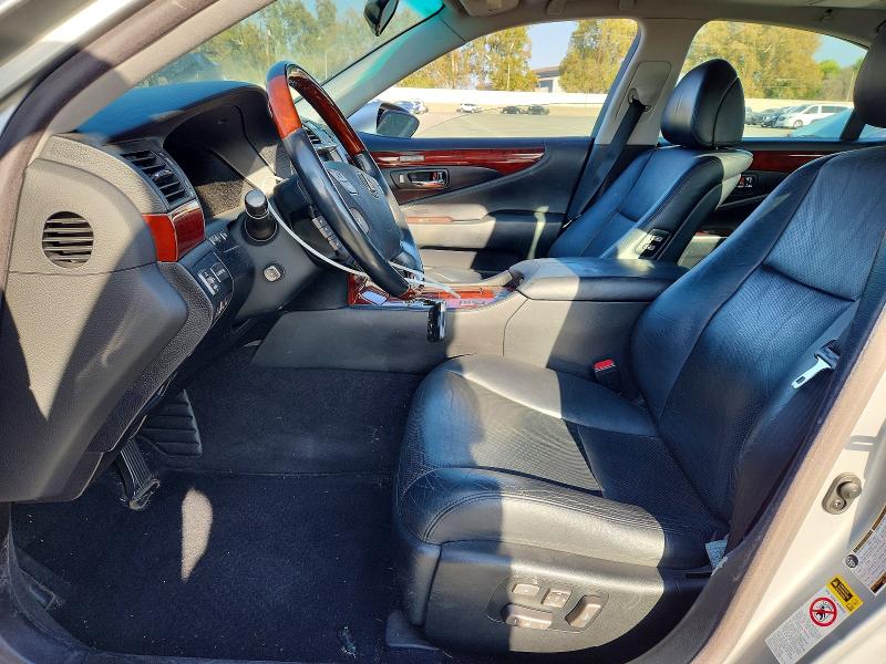 Фото 7 с аукциона – 2010 LEXUS LS с VIN JTHBL5EF1A5093155