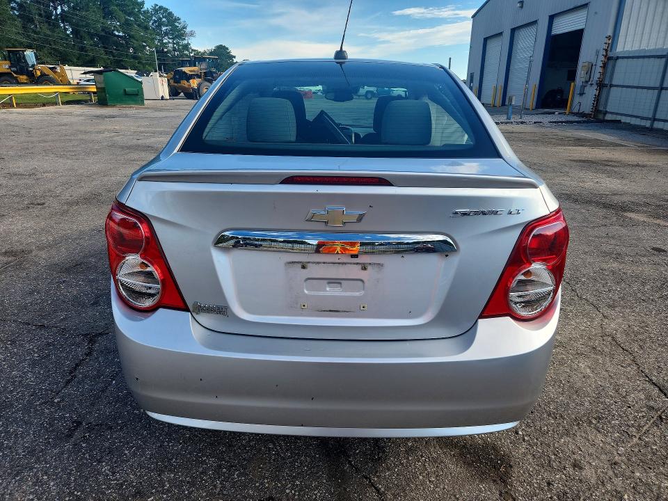 Photo 6 from auction – 2016 CHEVROLET SONIC with VIN 1G1JC5SH4G4169137