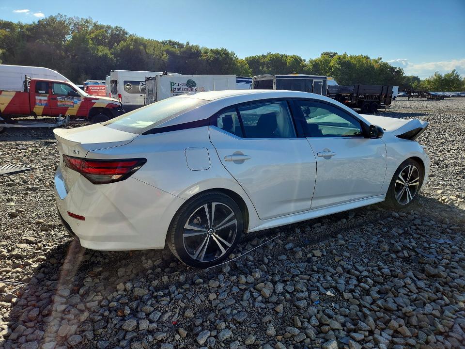 Photo 3 from auction – 2021 NISSAN SENTRA with VIN 3N1AB8DV6MY303463