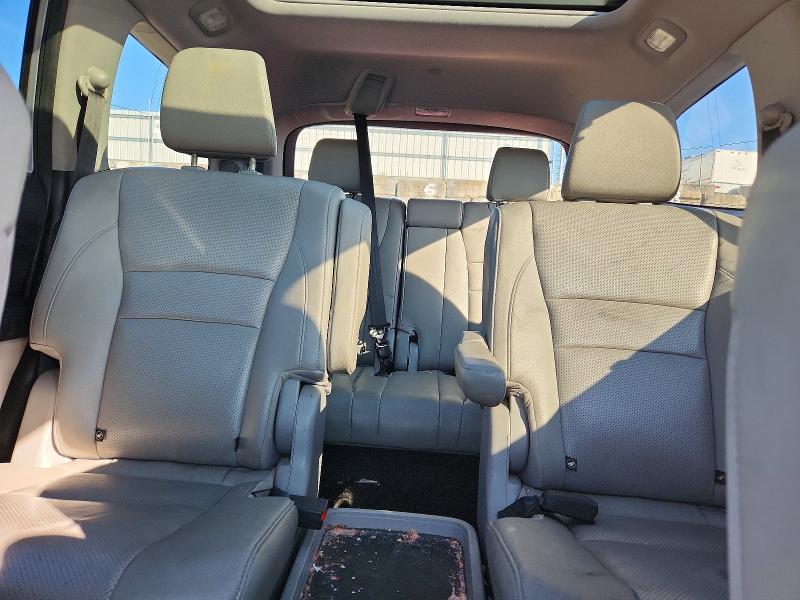 Photo 10 from auction – 2016 HONDA PILOT with VIN 5FNYF6H03GB122968