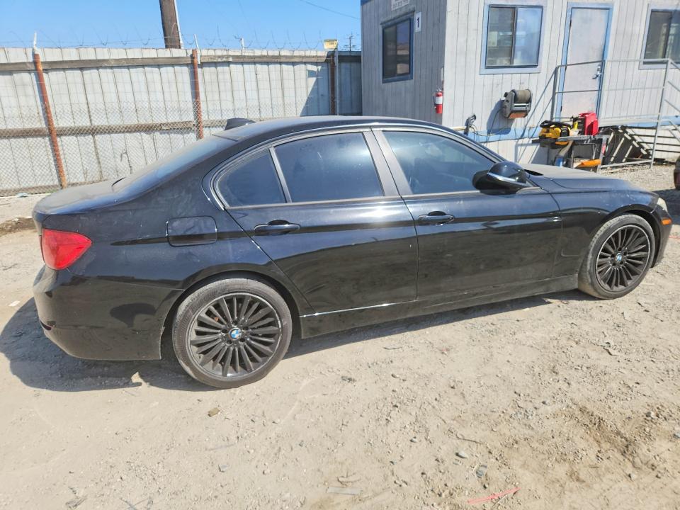 Foto 3 de la subasta – 2014 BMW 320 con VIN WBA3B1C57EK131701