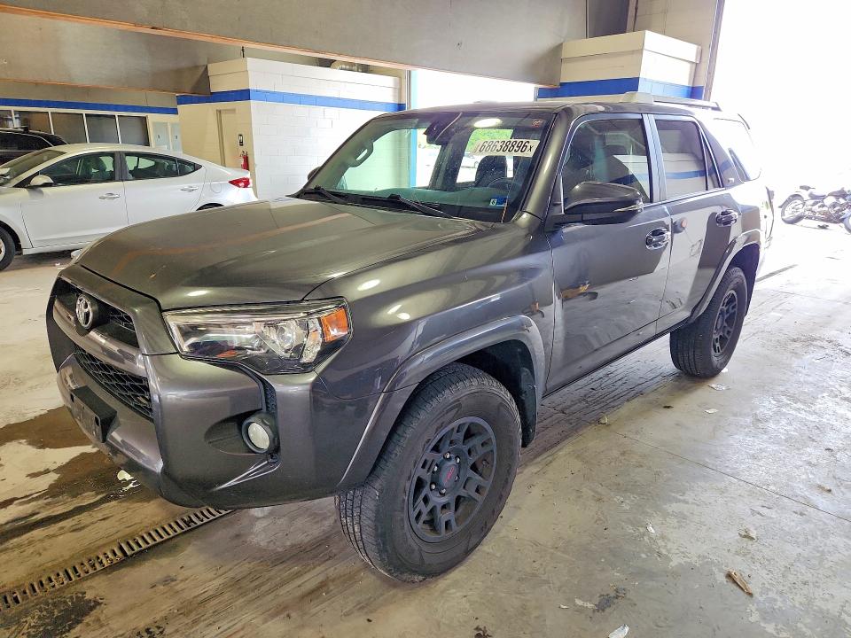 TOYOTA 4RUNNER 2016 with VIN JTEBU5JR0G5390078 - Photo from auction