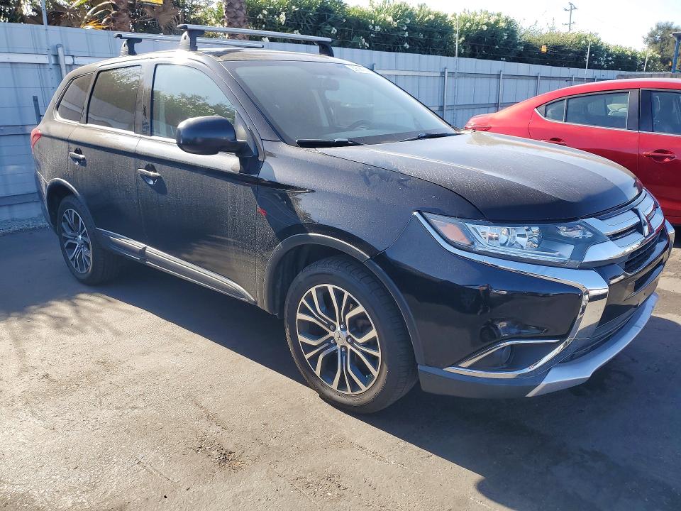 Photo 4 from auction – 2016 MITSUBISHI OUTLANDER with VIN JA4AZ3A31GZ035764