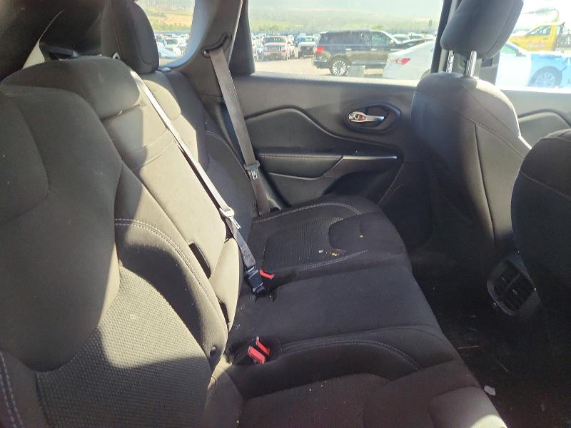 صورة رقم 10 من المزاد - 2019 JEEP CHEROKEE مع VIN 1C4PJMCX3KD342856
