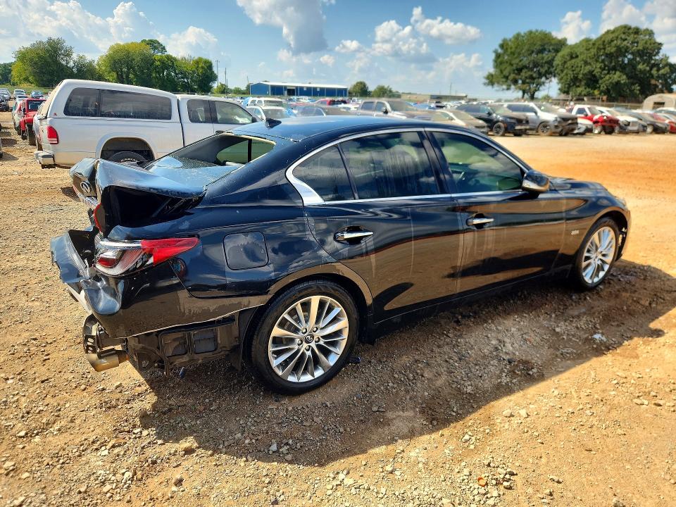 Photo 3 from auction – 2018 INFINITI Q50 with VIN JN1CV7AP4JM240409