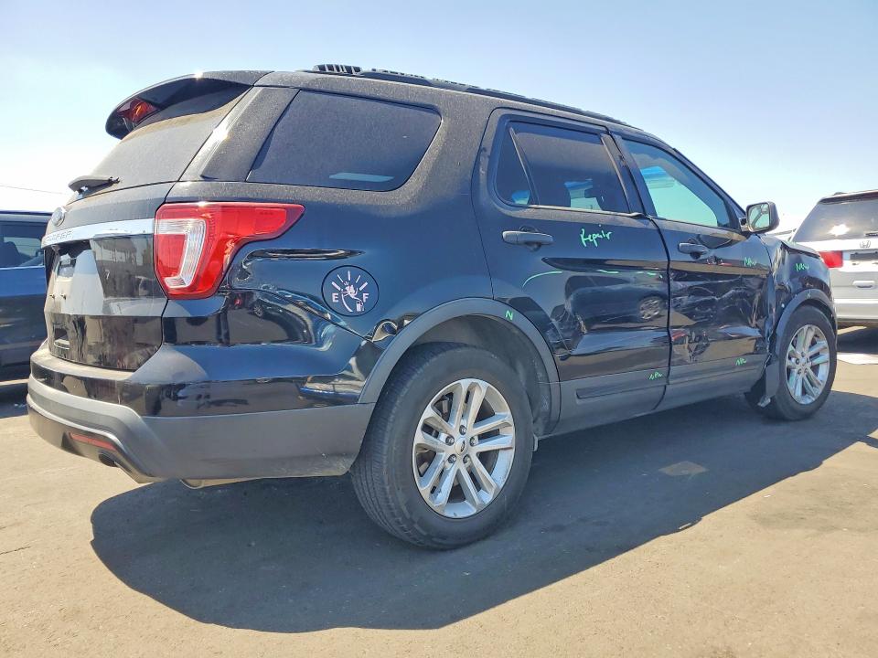 Photo 3 from auction – 2017 FORD EXPLORER with VIN 1FM5K7B8XHGA99775