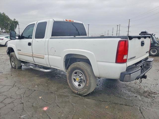 Photo 2 from auction – 2004 CHEVROLET SILVERADO with VIN 1GCHK29U24E375136