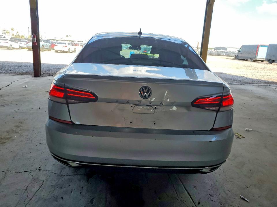 Photo 6 from auction – 2020 VOLKSWAGEN PASSAT with VIN 1VWAA7A38LC012741