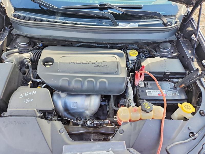 Photo 12 from auction – 2019 JEEP CHEROKEE with VIN 1C4PJLLB1KD339419