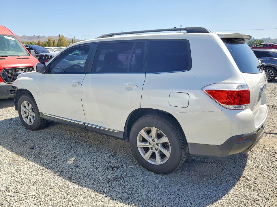 Снимка 2 от търг – 2012 TOYOTA HIGHLANDER с VIN 5TDZK3EH6CS078799