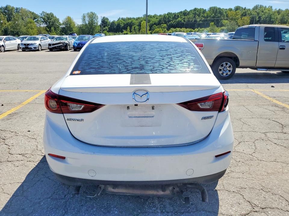 Photo 6 from auction – 2018 MAZDA 3 with VIN 3MZBN1V38JM183226