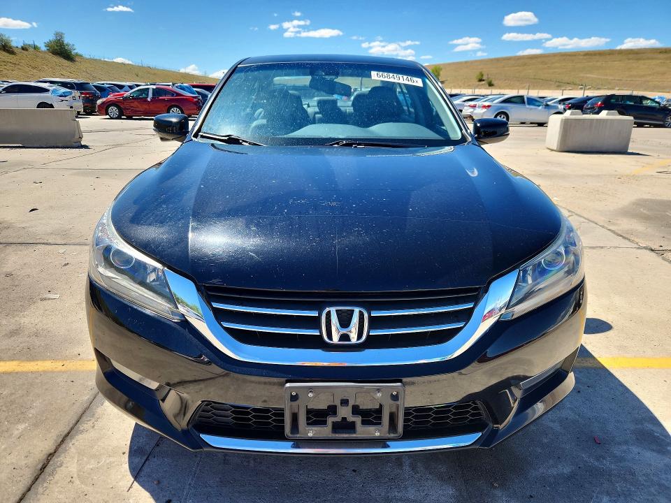 Photo 5 from auction – 2015 HONDA ACCORD with VIN 1HGCR2F88FA034185
