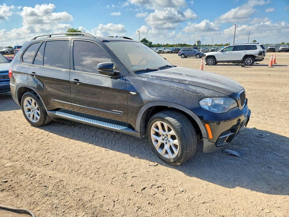 Photo 4 from auction – 2013 BMW X5 with VIN 5UXZV4C5XD0B02856
