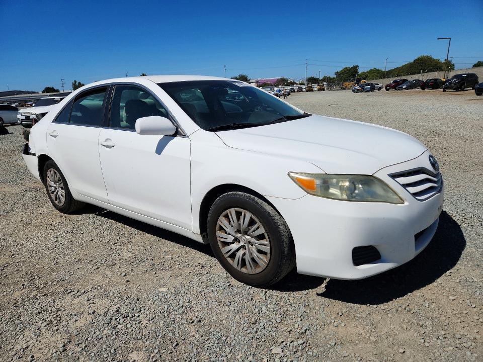 Photo 4 from auction – 2010 TOYOTA CAMRY with VIN 4T1BF3EK7AU521113