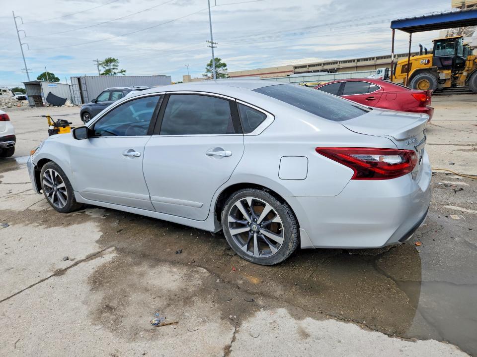 Photo 2 from auction – 2017 NISSAN ALTIMA with VIN 1N4AL3AP7HN346589