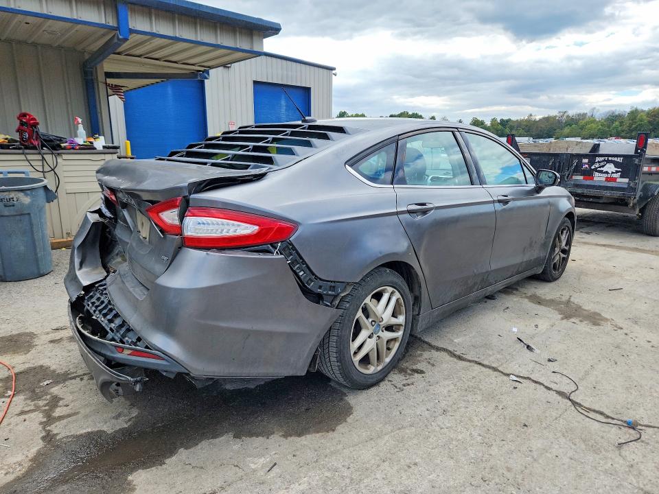 Снимка 3 от търг – 2013 FORD FUSION с VIN 3FA6P0H72DR175451