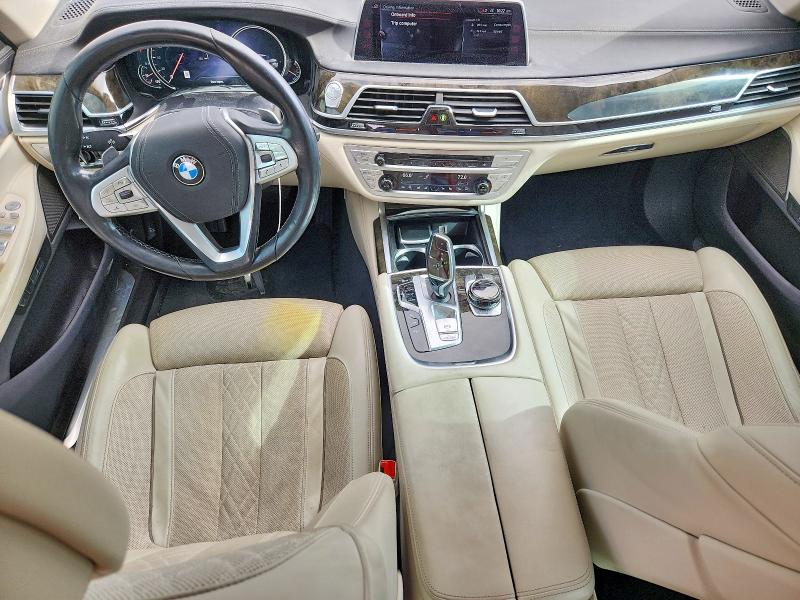 Photo 8 from auction – 2016 BMW 740 with VIN WBA7E2C58GG548183