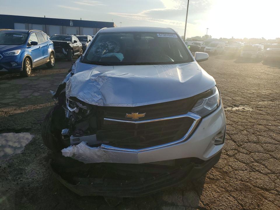 Photo 5 from auction – 2020 CHEVROLET EQUINOX with VIN 3GNAXJEV7LS530674