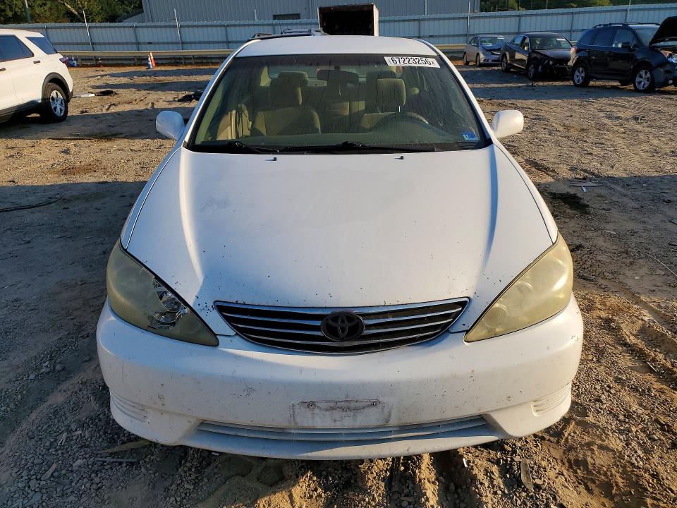 Photo 5 from auction – 2005 TOYOTA CAMRY with VIN 4T1BE32K45U433682
