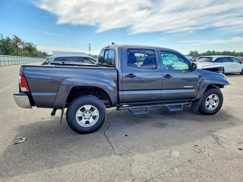 Photo 3 from auction – 2014 TOYOTA TACOMA with VIN 3TMLU4EN1EM160924