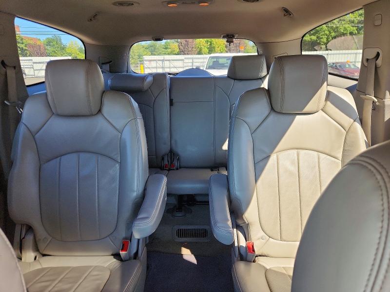 Photo 10 from auction – 2009 BUICK ENCLAVE with VIN 5GAEV23D99J212535