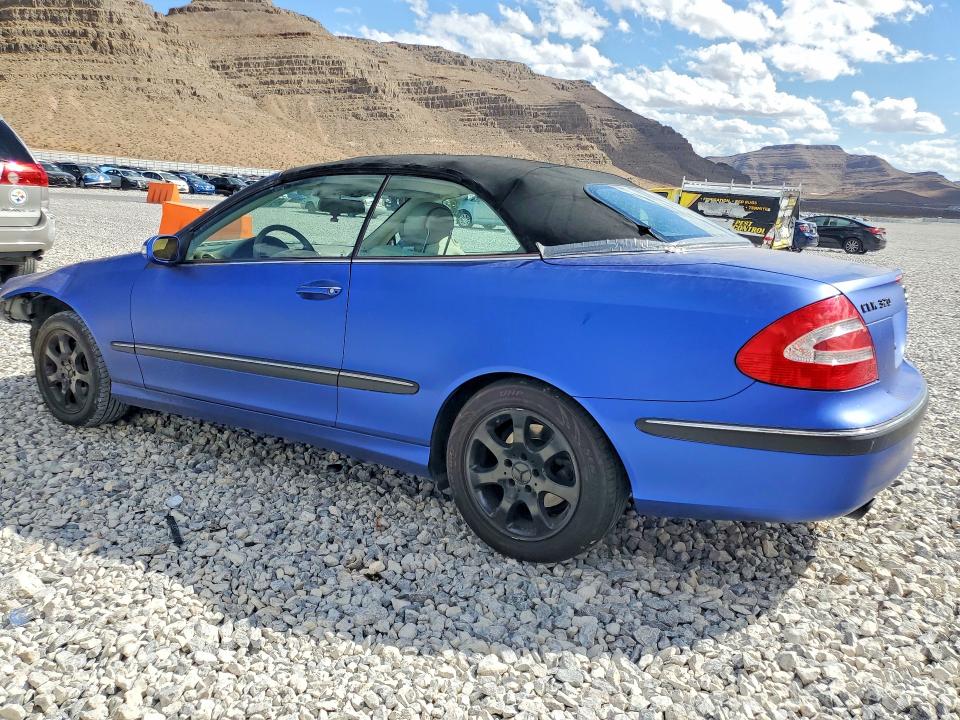Photo 2 from auction – 2004 MERCEDES-BENZ CLK with VIN WDBTK65G44T015913