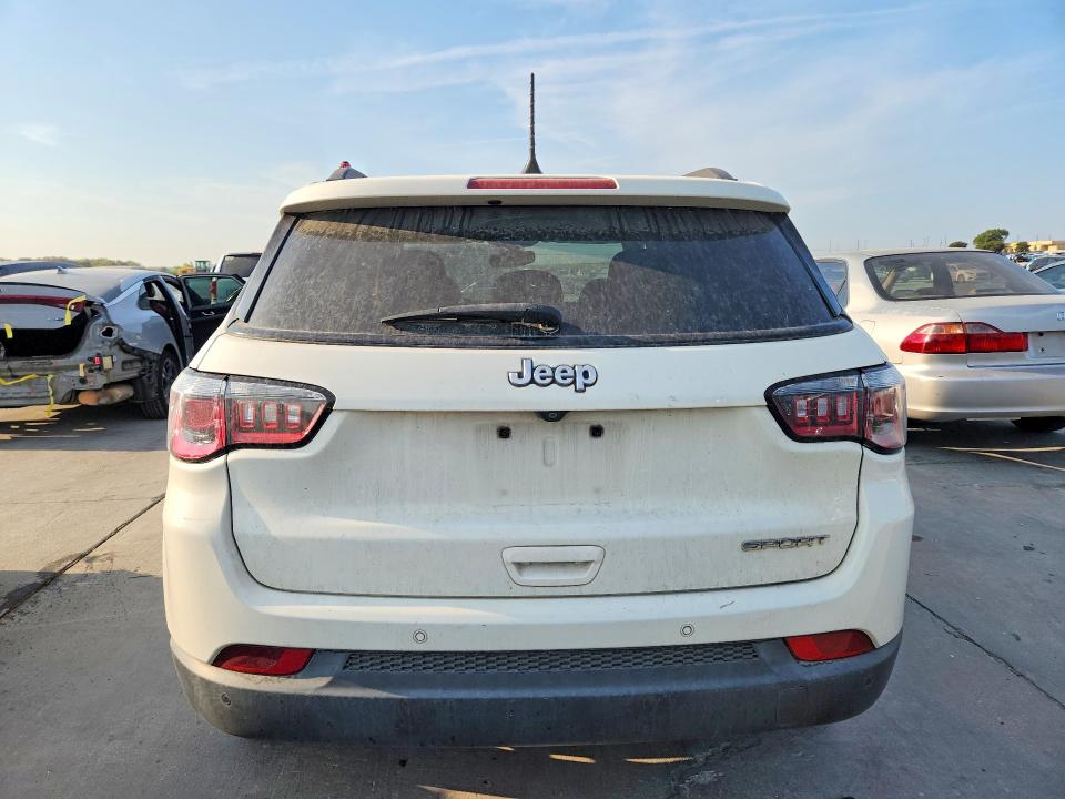 Photo 6 from auction – 2018 JEEP COMPASS with VIN 3C4NJCAB0JT125251