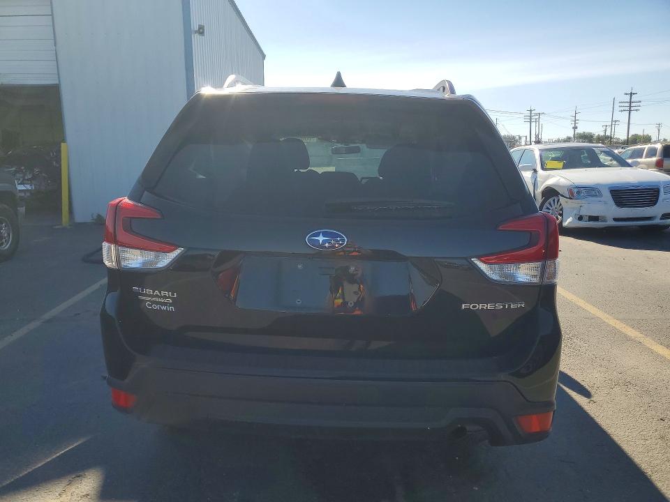 Photo 6 from auction – 2023 SUBARU FORESTER with VIN JF2SKADC7PH465028